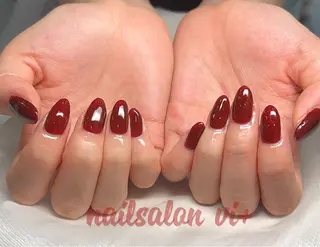 ネイル nailsalon vi+新人LiLiのネイルデザイン