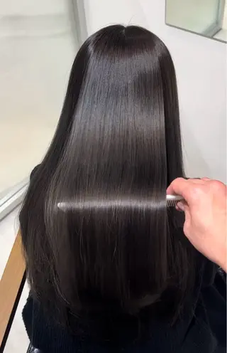 ロング Matilda所属・Mo Moのヘアスタイル