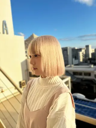 ショート カラー 推し活/韓国/ブリー チカラーminamiのヘアスタイル