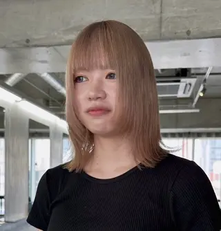 カラー 柔らかいオリーブ🍃 カラーNatsumiのヘアスタイル