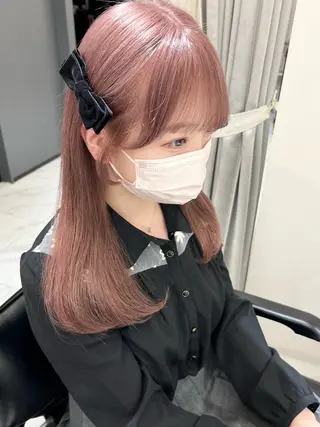 セミロング カラー 盛れる顔周り×ピンク Risa🎀のヘアスタイル