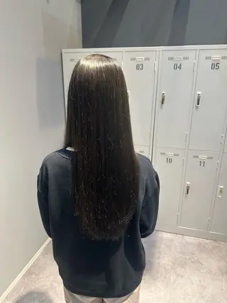 ロング Agu まゆかのヘアスタイル