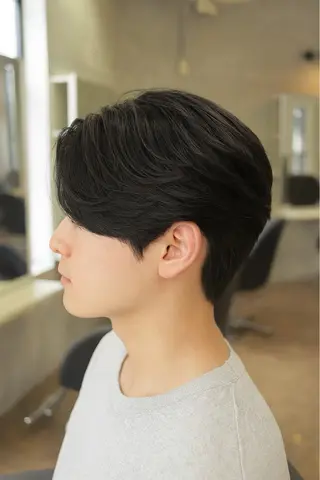 メンズ CIELY所属・YUA カットモデルのヘアスタイル