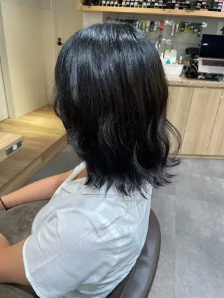 セミロング カラー オオダテ　シノミ 大人ショートのヘアスタイル