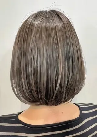 ミディアム ハイライトカラー /YUIのヘアスタイル