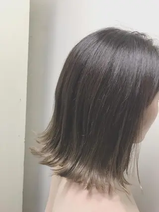 ミディアム カラー ヤマナカ エリカのヘアスタイル