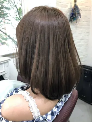 ミディアム カラー Soleria所属・艶髪/酸性ストレート 根本零のヘアスタイル