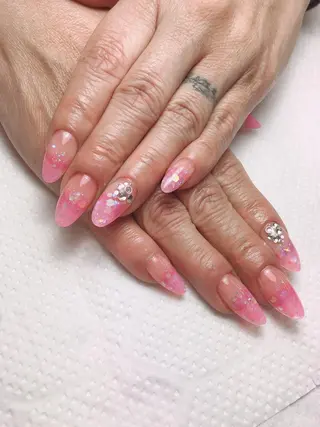 ネイル 石原 夕華のネイルデザイン