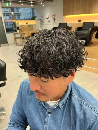 ショート パーマ メンズ 波巻きスパイラル🌀 新潟/万代/山下優のヘアスタイル