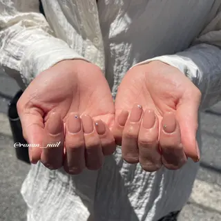 ネイル 𝓇𝒶𝓃𝒶𝓃 𝓃𝒶𝒾𝓁のネイルデザイン