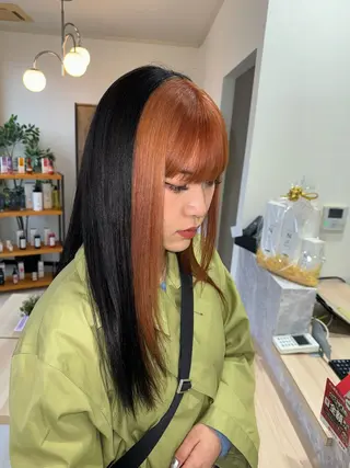 ロング 手塚 麗のヘアスタイル