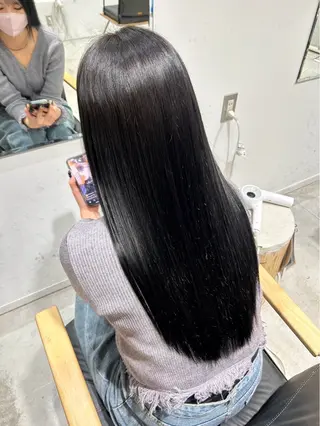 ロング 河合 萌のヘアスタイル
