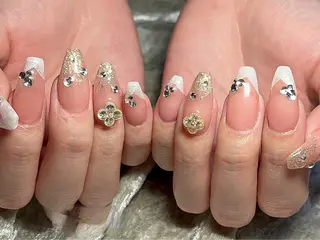 ネイル Ajnail所属・ネイリスト Misaのネイルデザイン