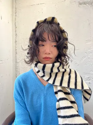 ミディアム パーマ ✴︎UNU ✴︎モエカのヘアスタイル