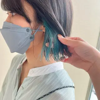 カラー 堀結香/顔まわり レイヤー/蒲生四丁目のヘアスタイル