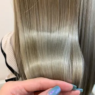 ロング カラー 店長ハイトーンカラー 柞山史奈のヘアスタイル