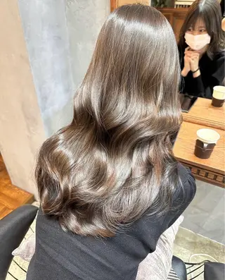 ロング Lond  bla-ma所属・ブリーチなしカラー／ 今井春汰のヘアスタイル