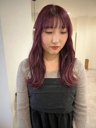 セミロング Loem【ロエム】所属・RINA 【Loem】のヘアスタイル