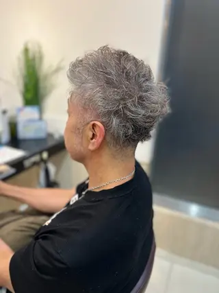 ショート カラー パーマ メンズ トータルビューティー K:R鶴川のヘアスタイル