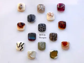 ネイル 【尾下】 ロイヤル•セラピストのネイルデザイン