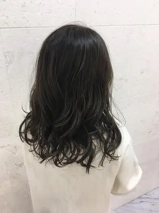 ロング カラー 斉藤 貴也のヘアスタイル