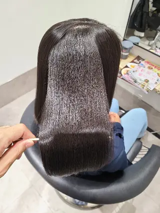 セミロング GO TODAYシェアサロン岡山店所属・🎗️髪質改善・美髪 艶髪🥇小西邦生のヘアスタイル