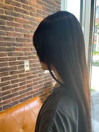 ロング Hair salon 6所属・ジュニアスタイリスト 照井奈保子のヘアスタイル