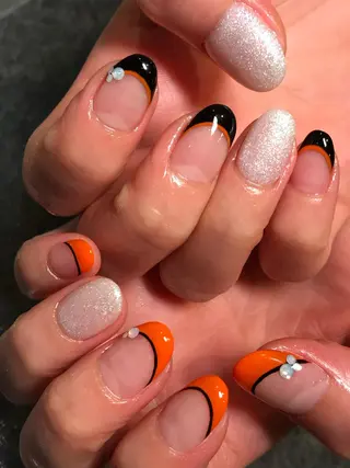 ミディアム NAILSALON 🍔Timna🍟のネイルデザイン