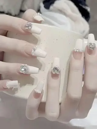 ネイル MIHANA SAKURAのネイルデザイン