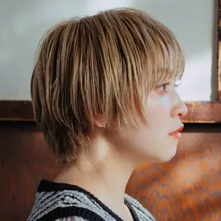ショート カラー ハイトーン/ボブ/ ハイライト🌱ᩚ涼介のヘアスタイル