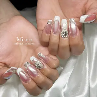 ネイル nailsalon Mirrorのネイルデザイン