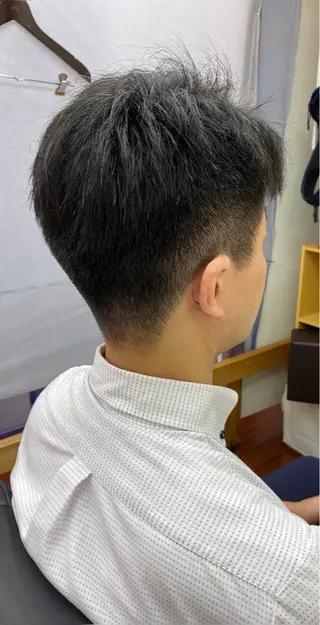 ショート メンズ HANA ハナのヘアスタイル