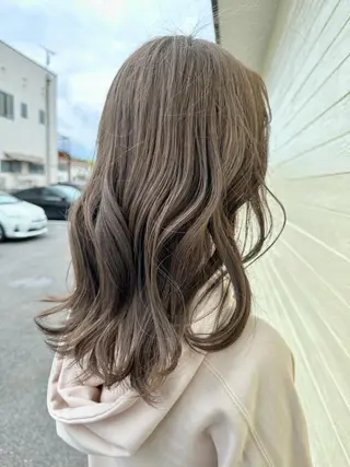 セミロング カラー arl 豊田店アシスタントのヘアスタイル