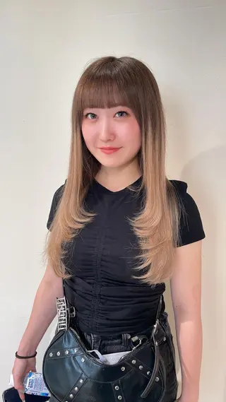 ロング カラー 🦋美髪／エクステ 🦋アベイクミのヘアスタイル