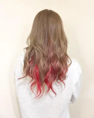 ロング ヤマグチ ヒカルのヘアスタイル