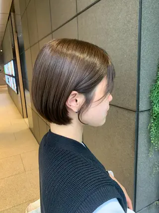 ショート カラー SALOWIN    銀座RAY 2所属・yamashika honokaのヘアスタイル