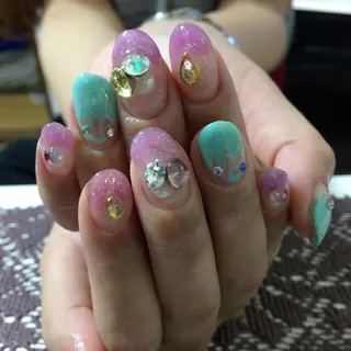 ネイル 藤 あやのネイルデザイン