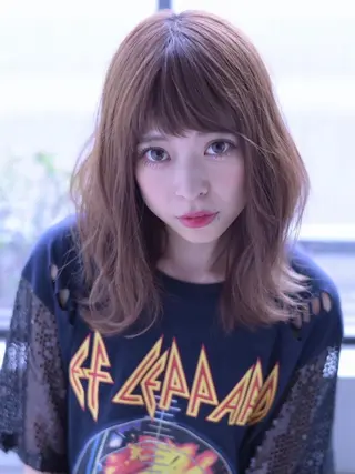 セミロング カラー パーマ 公式 Ease by amble luxeのヘアスタイル