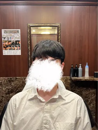 ミディアム メンズ ヒロ銀座バーバーショップ丸の内所属・秋山 琳太のヘアスタイル