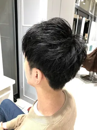 メンズ ショート/白髪ぼかし 君和田若菜のヘアスタイル