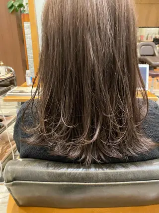 セミロング 栗原 瑞稀のヘアスタイル