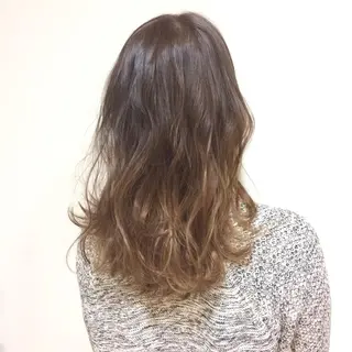 ショート ミディアム セミロング ロング カラー パーマ ヘアアレンジ メンズ little  galleria所属・岡田 杏のエステ・リラクイメージ