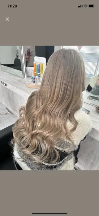 ロング カラー ヘアアレンジ ૭ 艶髪透明感૭ヘア カラーＡＭＩ🫧のヘアスタイル