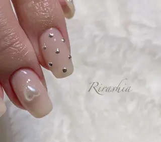 ネイル うる艶♡透明感ネイル Rirashiaのネイルデザイン