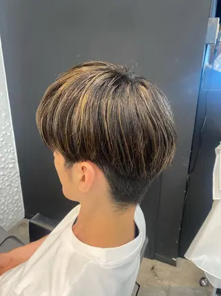 カラー メンズ 平野 愛華のヘアスタイル