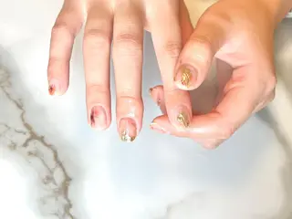 セミロング ネイリスト シンのネイルデザイン