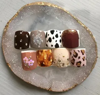 ネイル Nest 平出のネイルデザイン