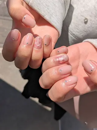 ネイル rokunana 佐野のネイルデザイン