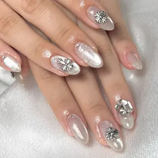 ネイル ルシイ🎀新宿長さ 出しパーツ専門店のネイルデザイン