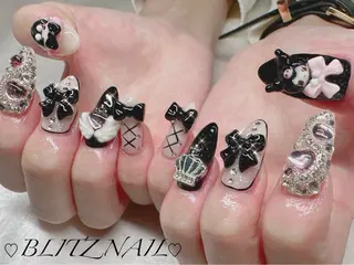 ネイル BLITZ Nail 岩田💅🏻✨のネイルデザイン
